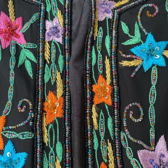 Scala Black Silk Multicolor Floral embroidered Beaded Vintage jacket size M - Picture 6 of 11